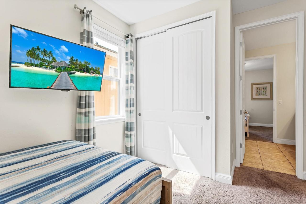 8 Bedroom Vacation Home With Poolオーランド エクステリア 写真