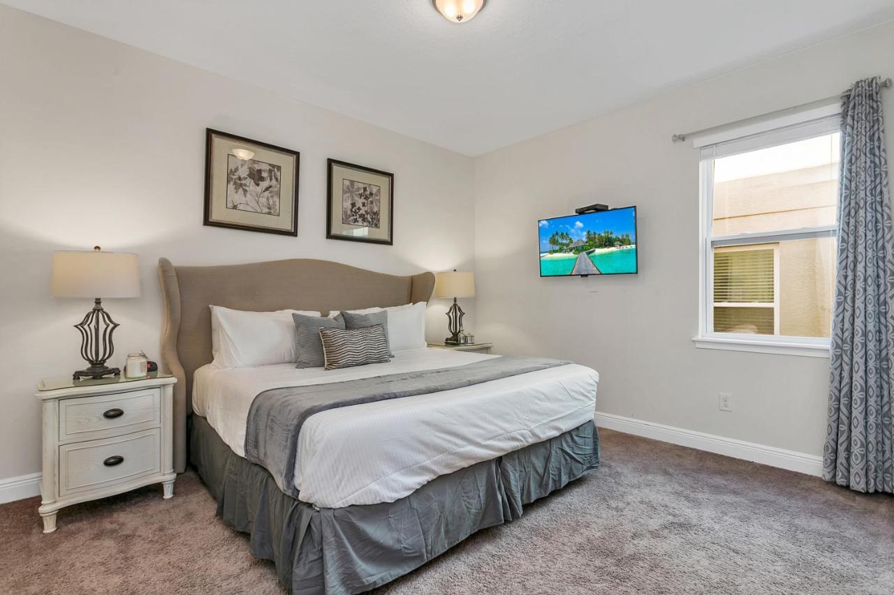 8 Bedroom Vacation Home With Poolオーランド エクステリア 写真