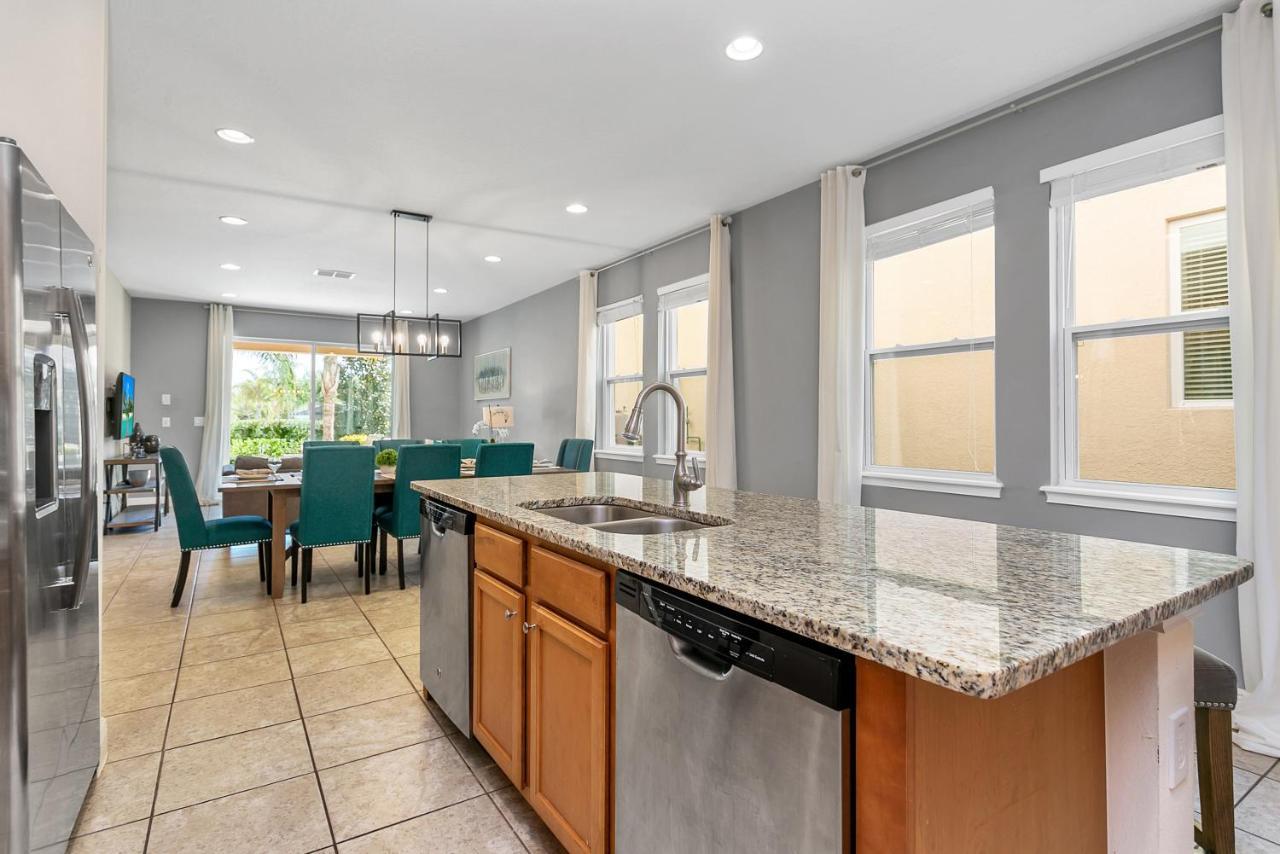 8 Bedroom Vacation Home With Poolオーランド エクステリア 写真