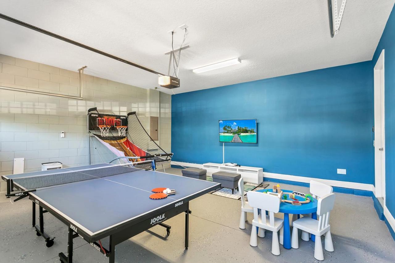 8 Bedroom Vacation Home With Poolオーランド エクステリア 写真